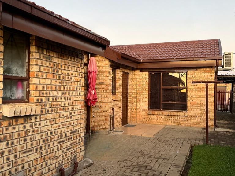 3 Bedroom Property for Sale in Grasslands Free State